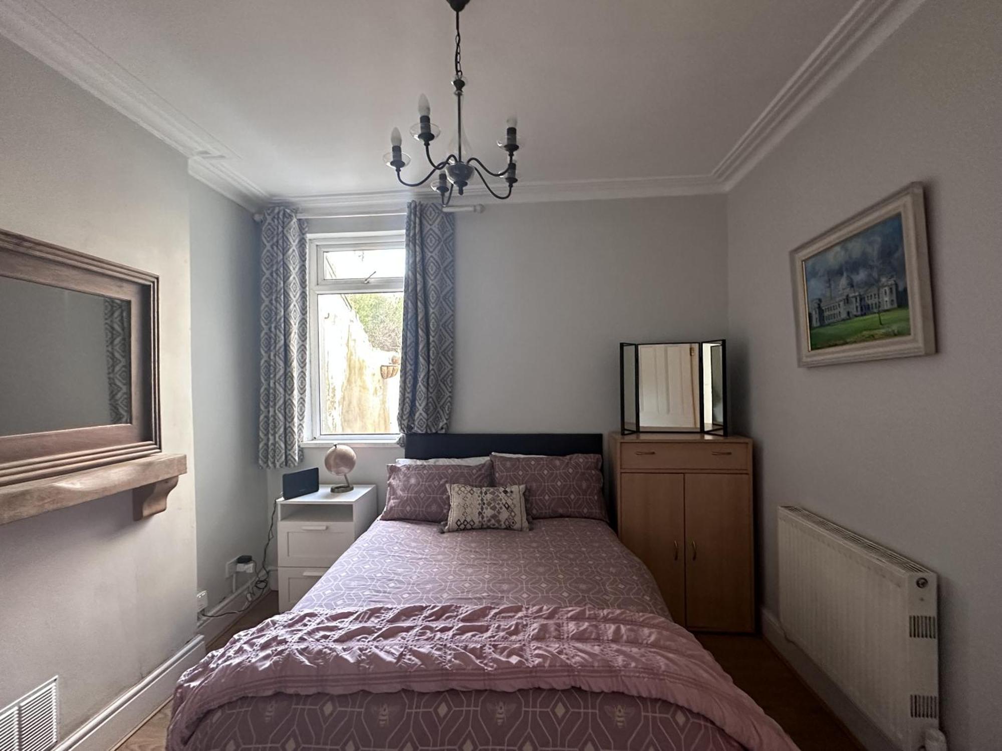 Adanhouse-Stockland Spacious 5 Bedroom House Sleeps 12 Private Garden คาร์ดิฟฟ์ ภายนอก รูปภาพ